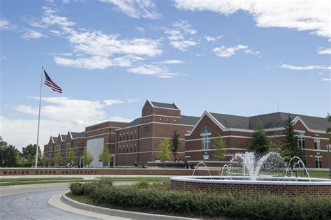 Marine corp university - An investigation opened up at the Marine Corps University in Quantico after a student was found dead in his car on Saturday. The University said the death of the Marine student is being ...